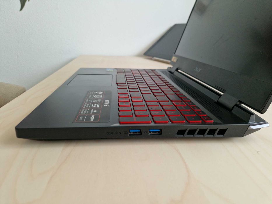 Acer Nitro 5 i7-12700H RTX 3050 16GB RAM 1TB SSD 144Hz Гейминг лаптоп