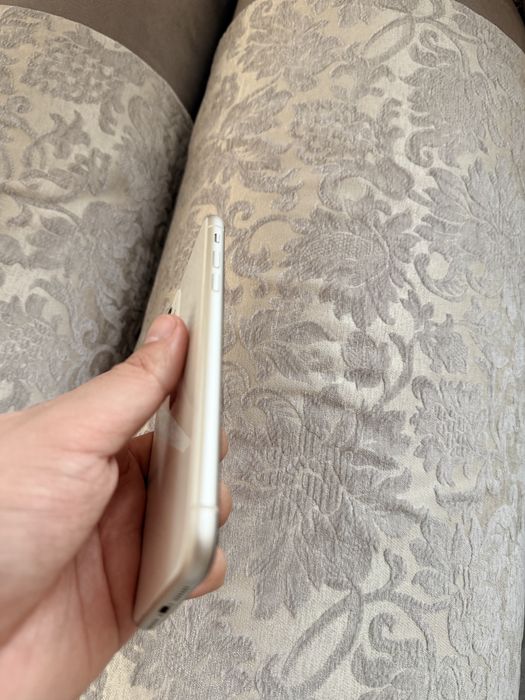 iPhone 11/128Gb - В идеальном состоянии