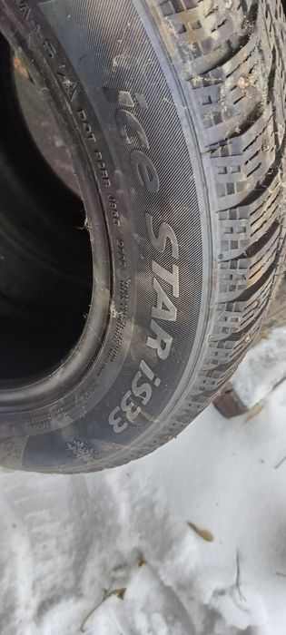 Продам шины шыпованные б/у в отличном состояний, цена за пару.