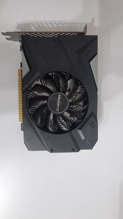 Nvidia GTX 1650 4GB