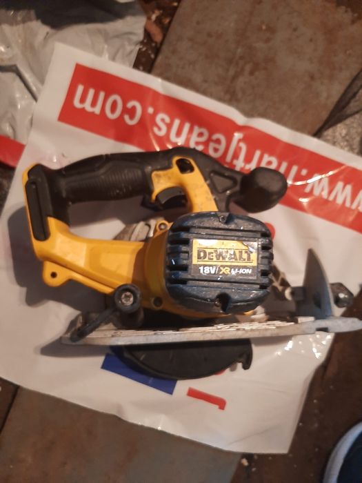 Devalt circula cu panza dcs391.