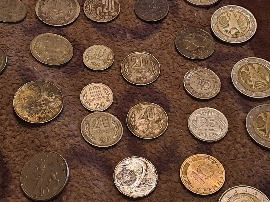 Продавам стари  и мови монети