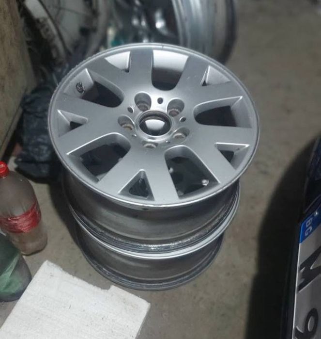 Два комплекти джанти за BMW