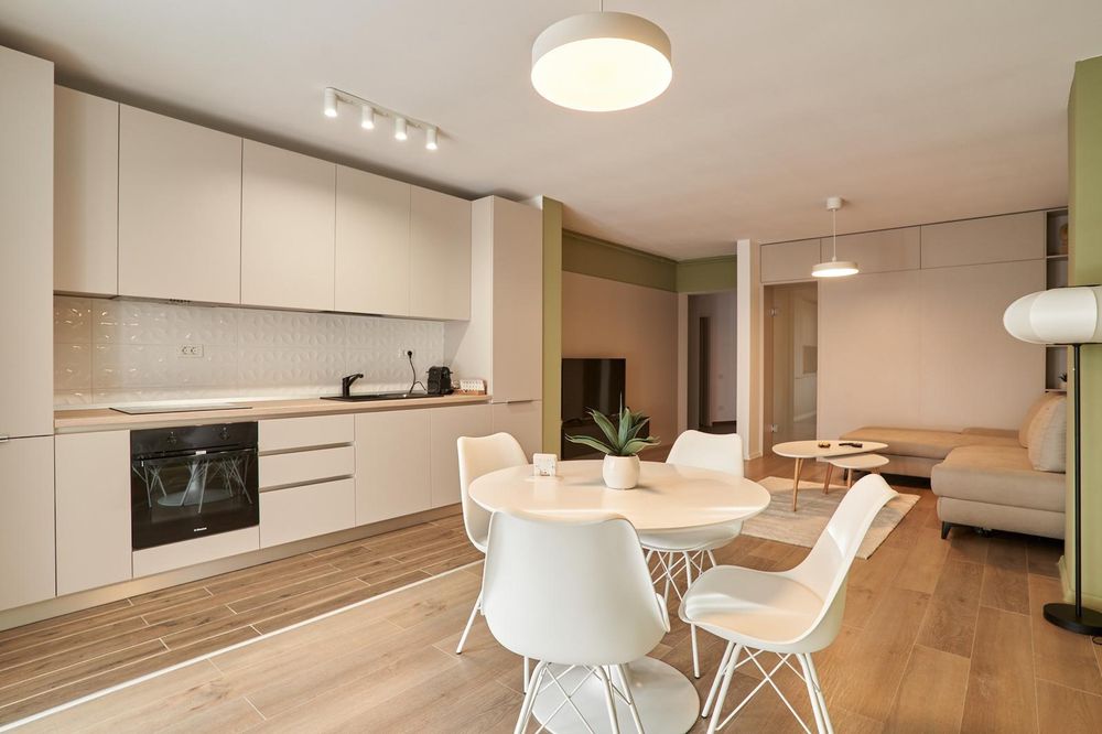 Proprietar vand apartament city of mara m8