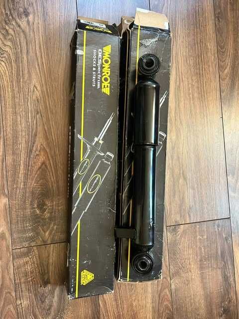 Задни амортисьори