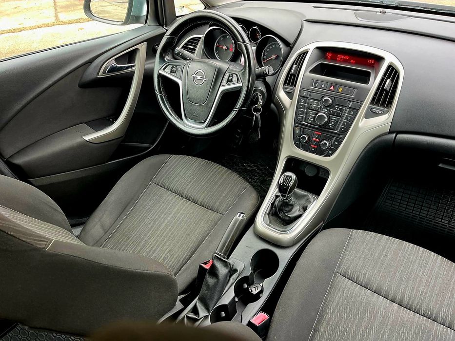 Opel Astra J • 2012 • 1.7 Diesel • Euro 5