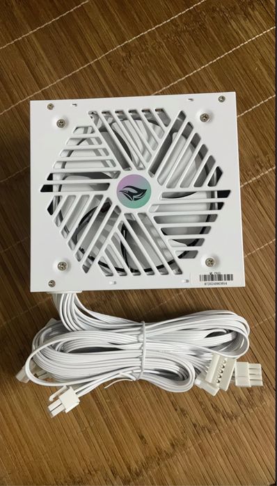 В продаже блоки питания chieftec на 700W