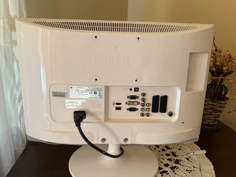 Телевизор LG 22