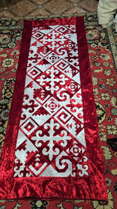 Чехлы и корпе ручная работа