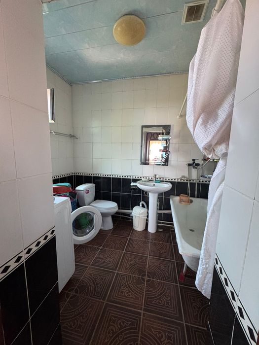 Продается дом с участком