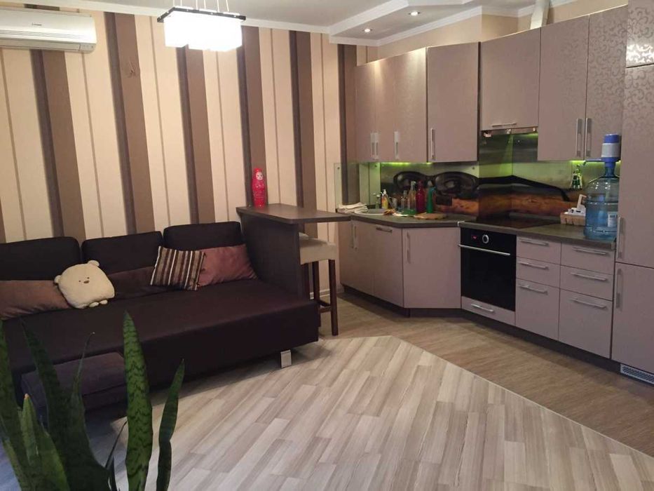 Двустаен имот в кв.Разсадника