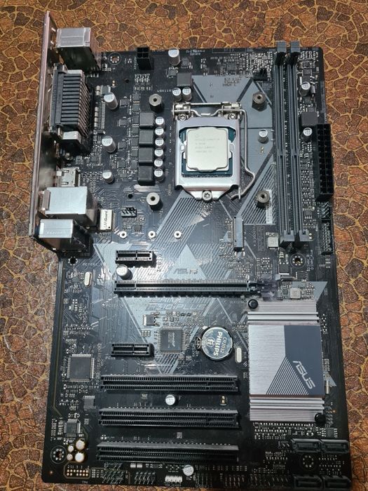 Placa de Baza Gamming Asus Prime H310-Plus cu Procesor I5-8400