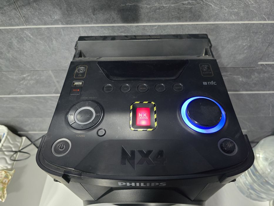 Караоке тонколона Philips NX4