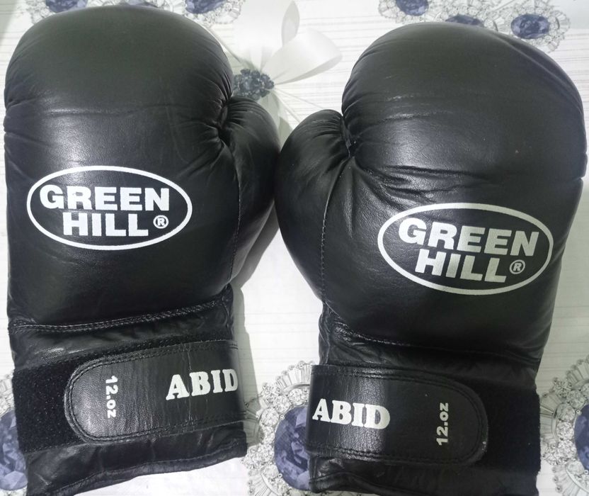 Кожаные Боксерские перчатки 12 унц GREEN HILL