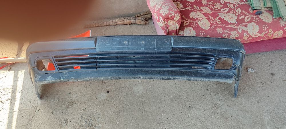 Бампер Мерседес 210 оригинал. Б/У