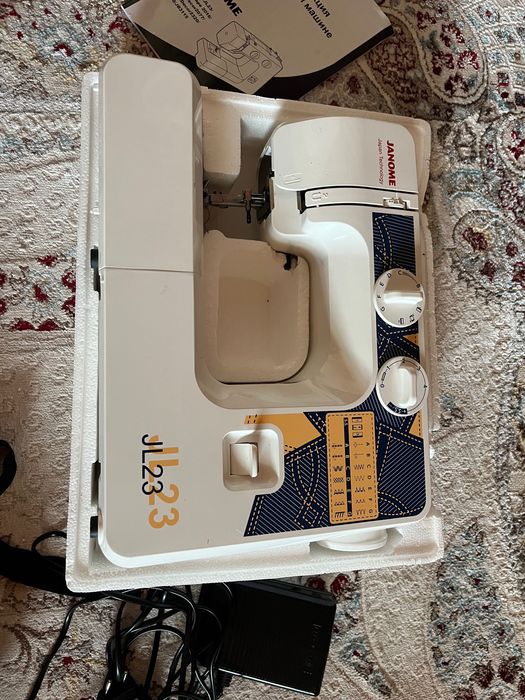 Швейная машина продается