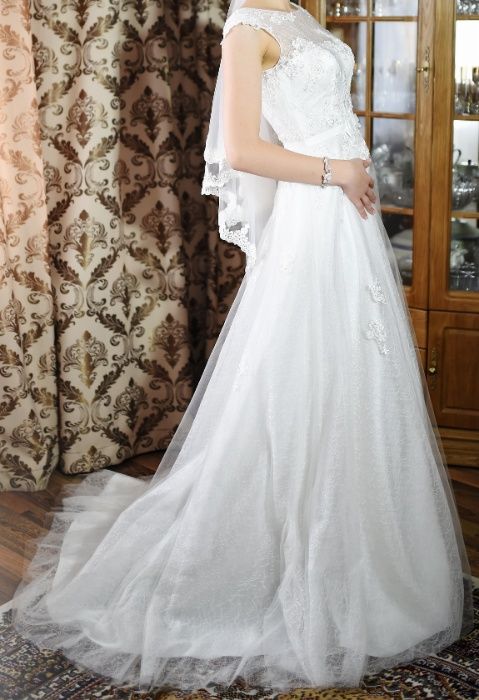 Продаю свадебное платье