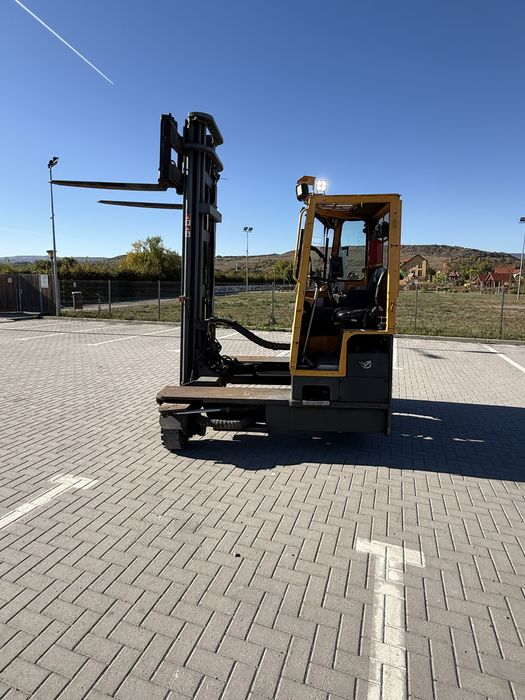 De vanzare sau da inchiriat stivuitor 4 directie combilift