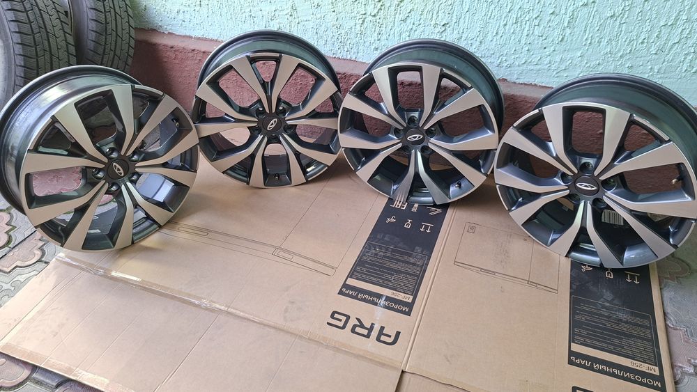 Продам диски R18