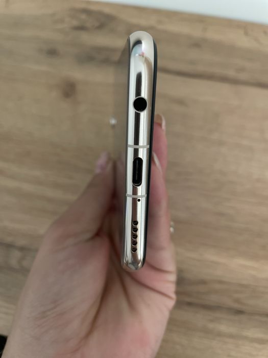 Huawei  mate 20 lite
