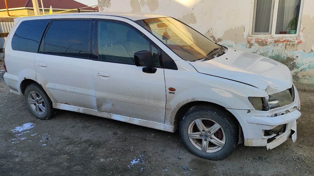 Продам Mitsubishi Chariot