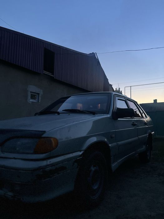 Ваз LADA 2115 год 2001