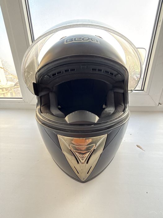 Продам шлем /каска