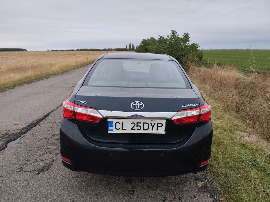 TOYOTA Corolla 2015 — imagine 3