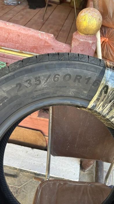 Шины легковые  новый