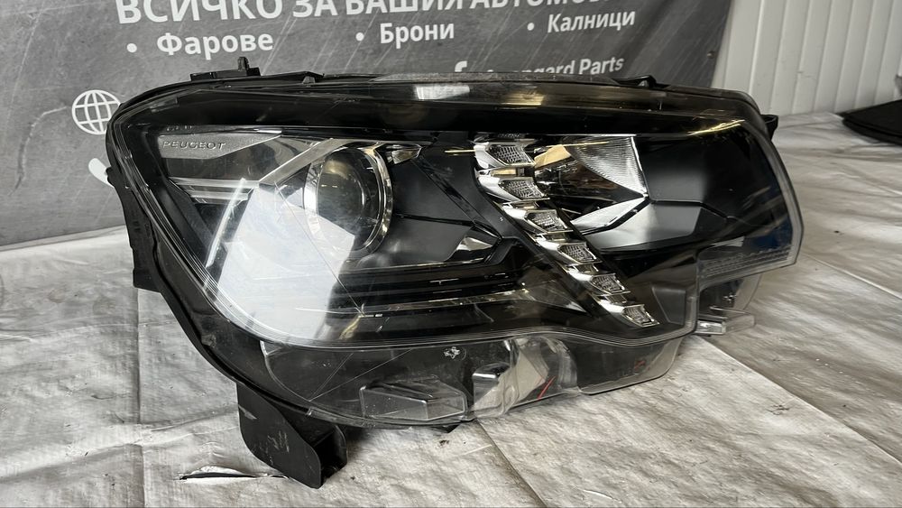 Фар Peugeot Partner Rifter 2018-