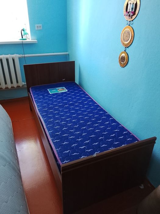 Продам кровати 3 шт