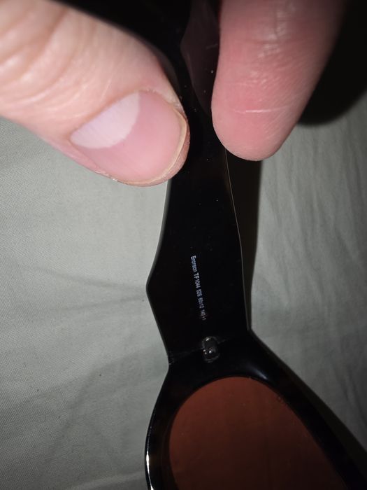 Ochelari de soare,Tom Ford,pentru femei, 450 lei
