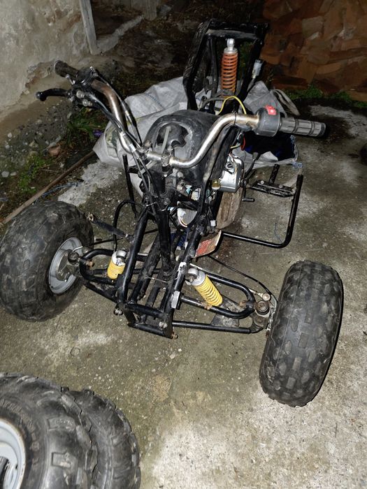 Vând sau schimb atv de 200cc proiect
