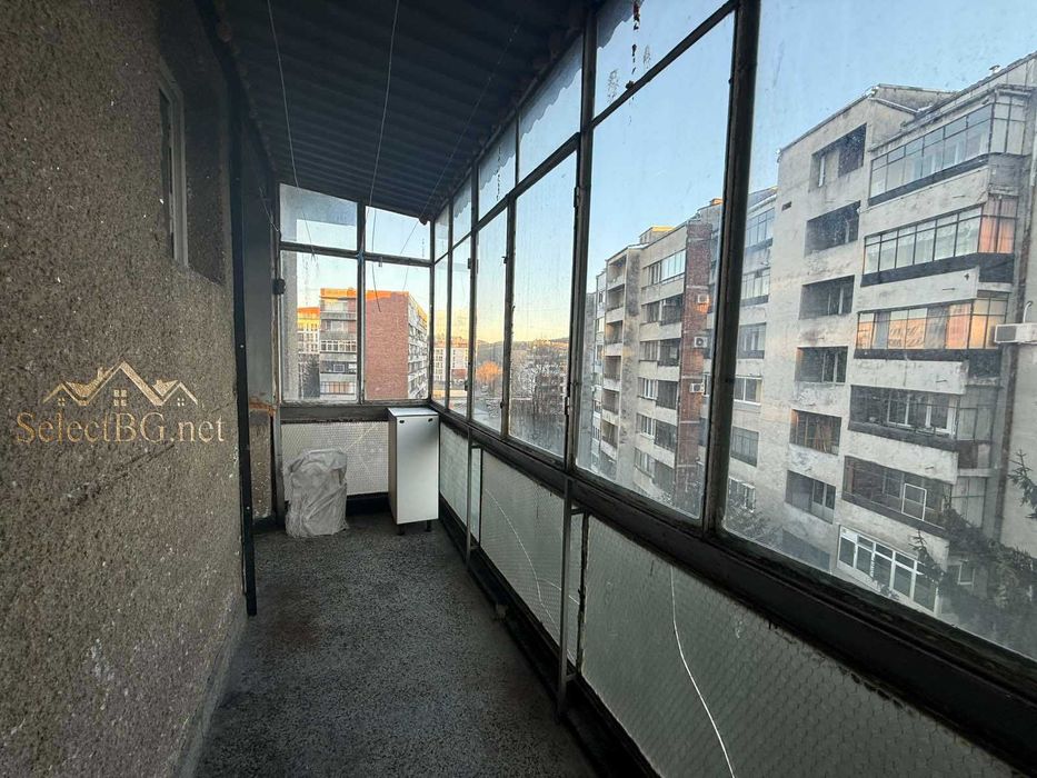 Продава се Двустаен апартамент в Велико Търново, Център - 45 кв.м за 1378 €/кв.м - Снимка #6