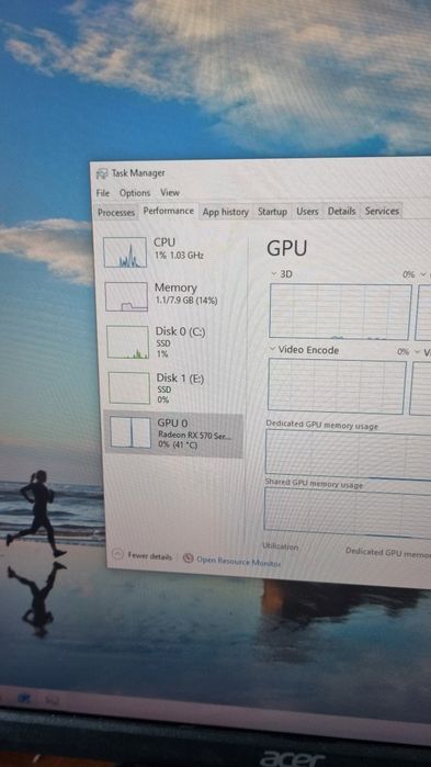 Vând pc gaming .