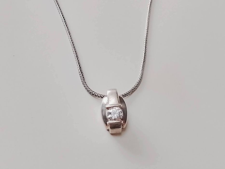 Vechi colier lant si pandantiv argint 925, piatra zirconiu, copii