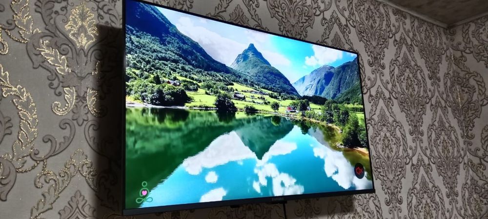 Телевизор Samsung Smart TV