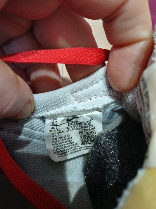 Страхотен модел носени маратонки. Страхотен модел Tom Teylar 42