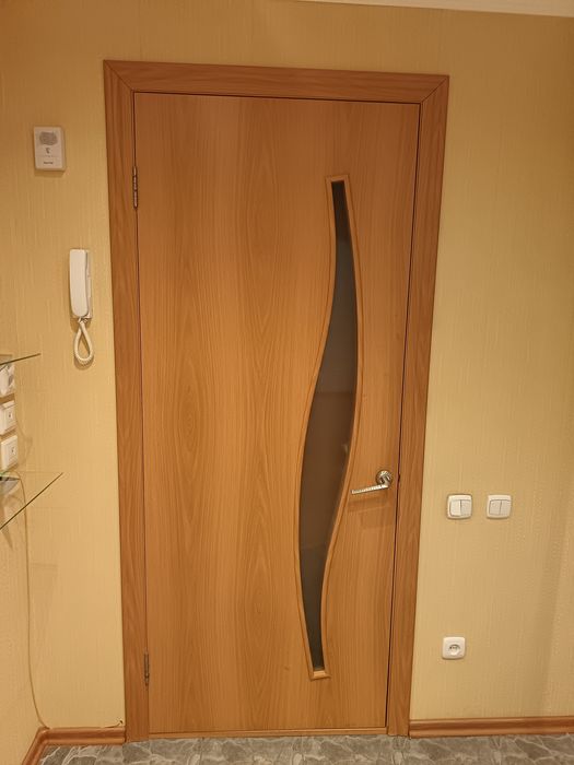 Продам межкомнатные двери