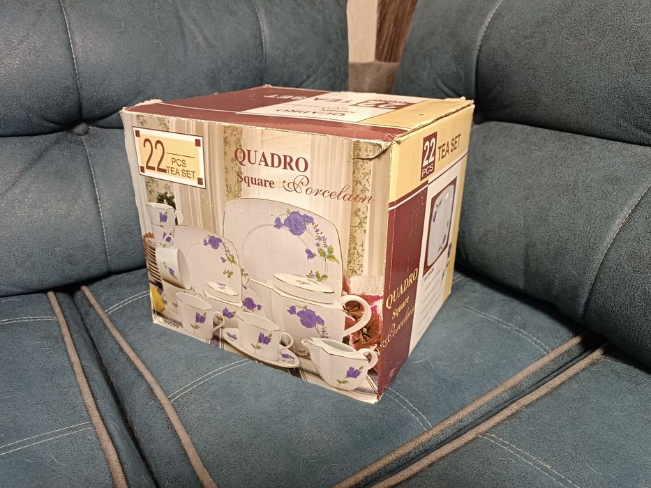 Чайный сервиз  22 предмета