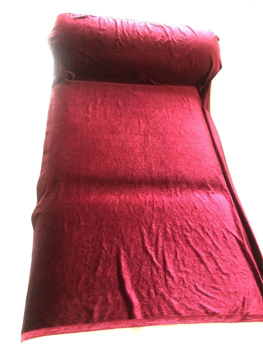 Продам новый материал бархат 162см*105см