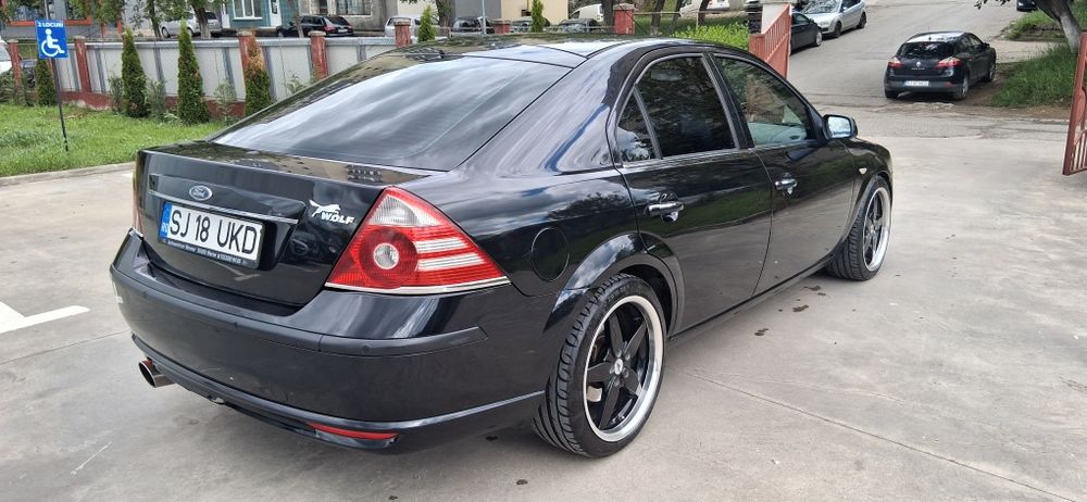 Ford Mondeo Mk3.