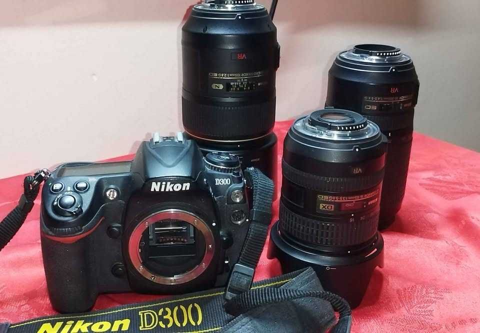 Nikon D300 cu Obiective