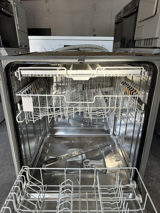 Съдомиялна +гаранция 1 година. MIELE 60 см, за вграждане . Безплатна доставка за София