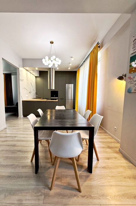 Квартира с современным ремонтом в таунхаусе