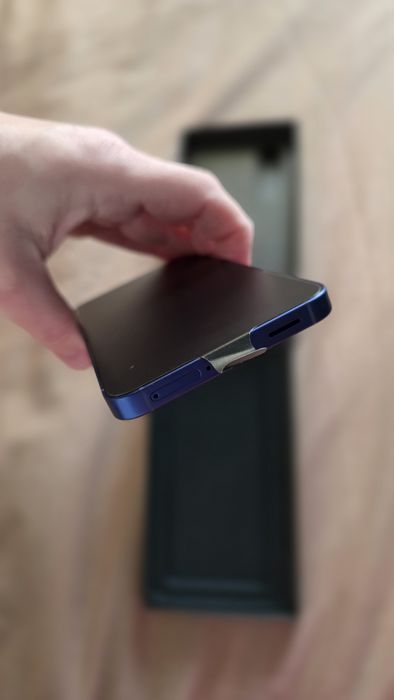 Samsung S25 NOU GARANTIE 2 ANI cumparat cu factura *oppo,xiaomi