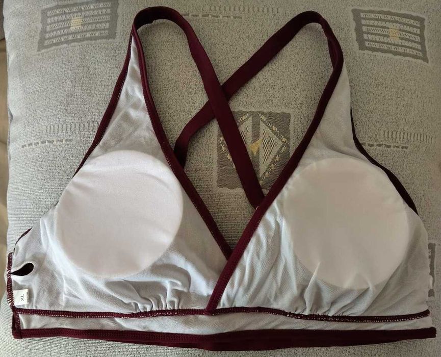 Продавам ново дамско горнище, бански XXL, цвят бордо