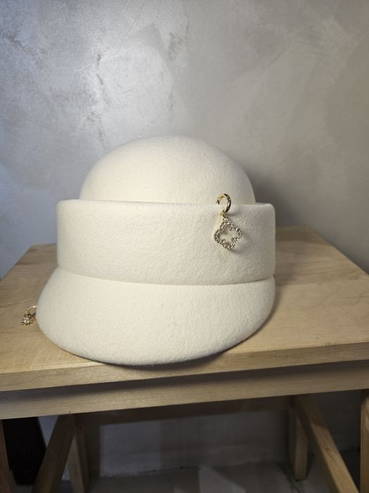 Шапка Hand made  ново