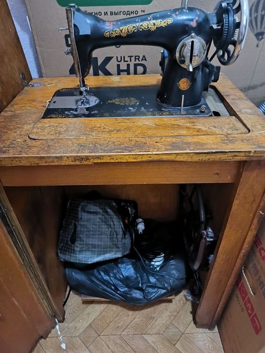 Подольск Продам швейную машинку