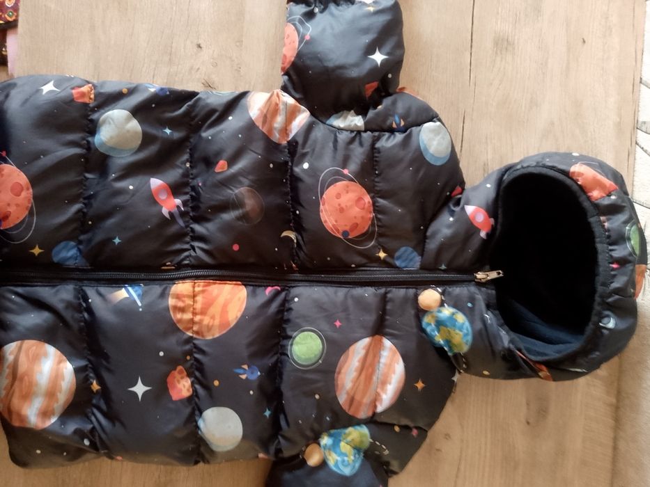 Продам две зимние куртки на мальчика